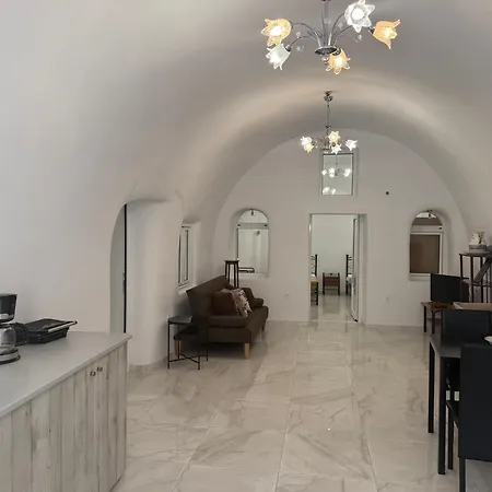 Hellas Hotel Fira (Santorini)