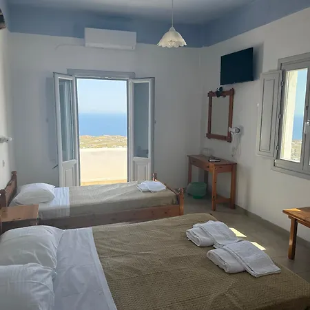 Hellas 2* Fira (Santorini)