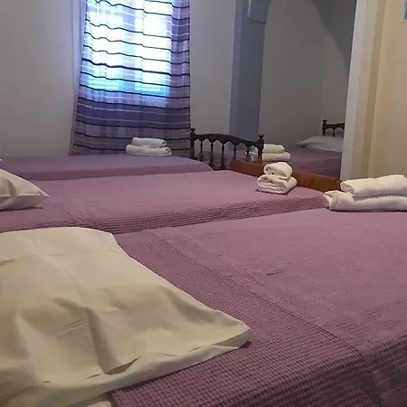 Hellas Fira (Santorini)