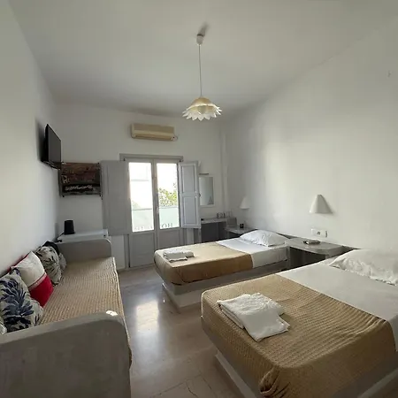Hotel Hellas 2* Fira (Santorini)