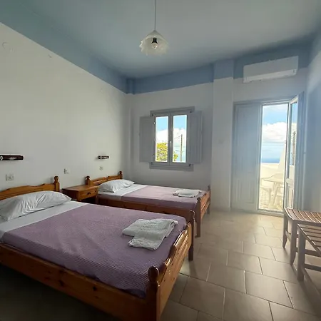 Hotel Hellas 2* Fira (Santorini)